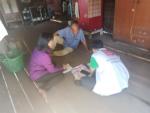 ร่วมกับพัฒนาสัวคมจังหวัดปทุมธานีสำรวจช่วยเหลือผู้ด้อยโอกาสทา